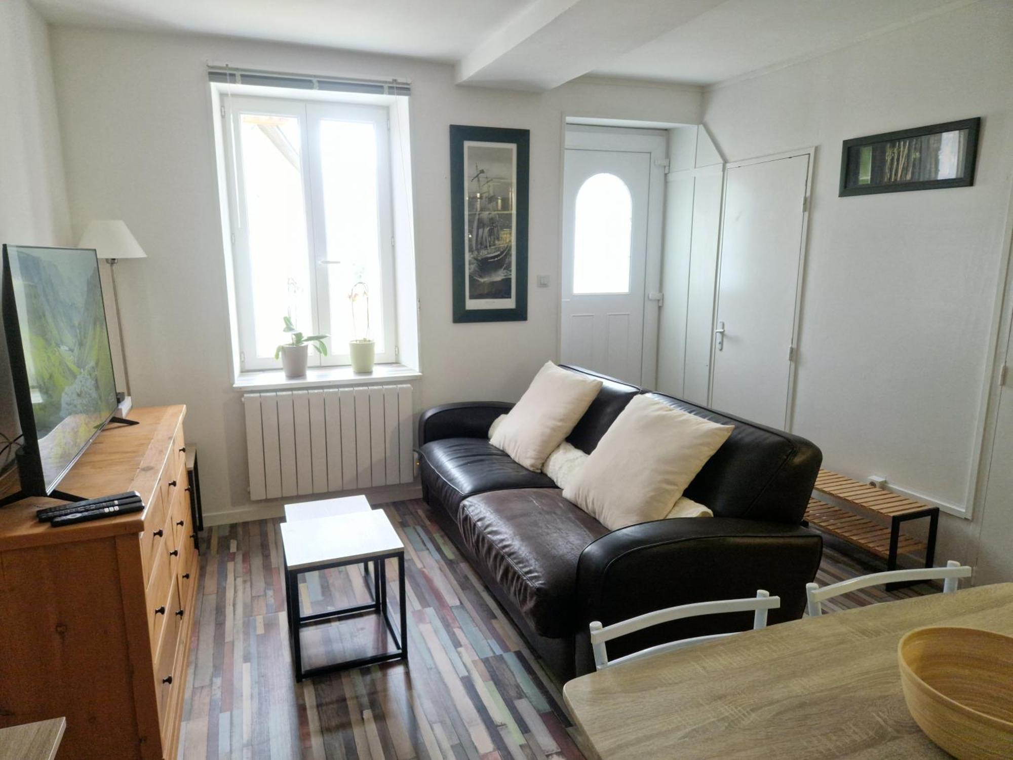 The Walsh Apartment Бурж Екстериор снимка