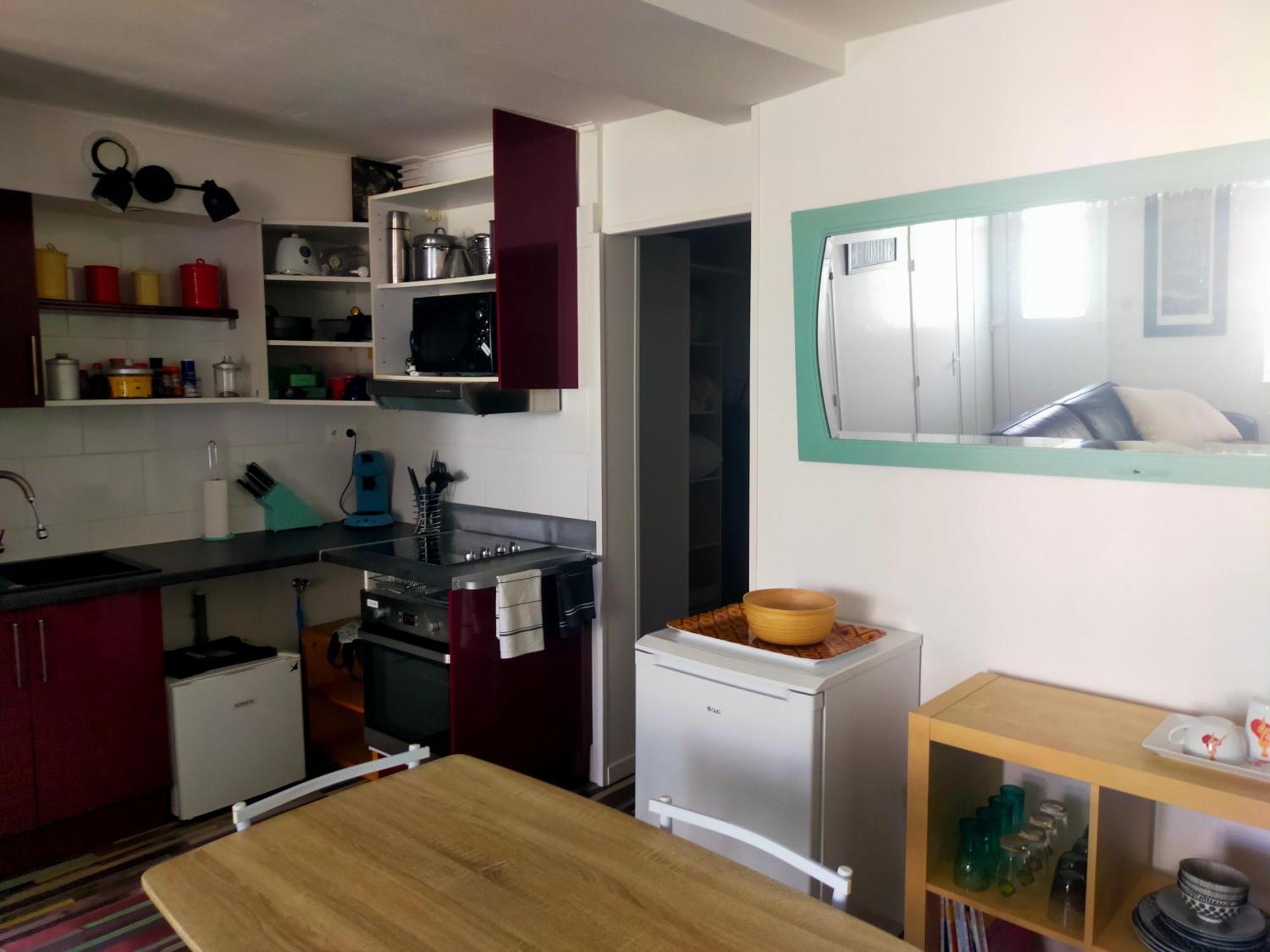 The Walsh Apartment Бурж Екстериор снимка